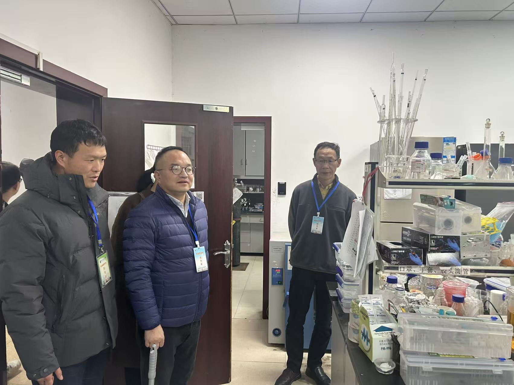 浙江师范大学副校长李盛检查指导寒假实验室安全工作